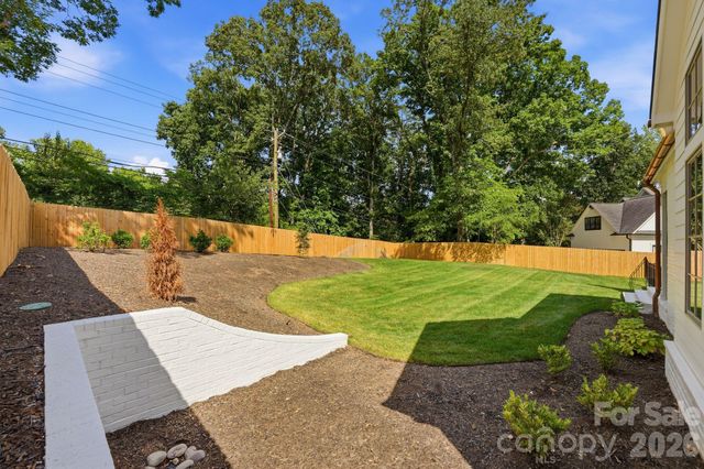 444 Hunter Lane, Charlotte, NC 28211