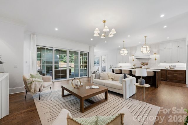 444 Hunter Lane, Charlotte, NC 28211