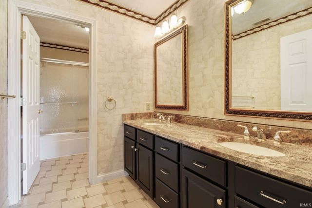 186 Champagne Court, Kokomo, IN 46901