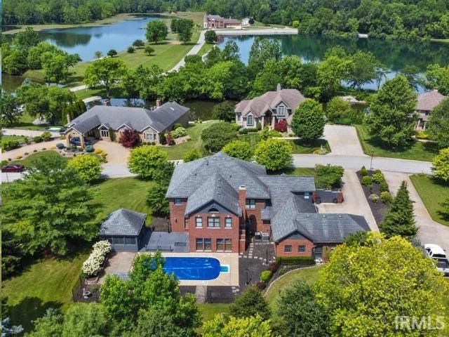 186 Champagne Court, Kokomo, IN 46901