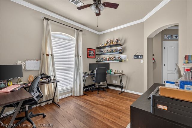 2131 Parkridge Drive, Van Buren, AR 72956