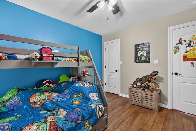 2131 Parkridge Drive, Van Buren, AR 72956