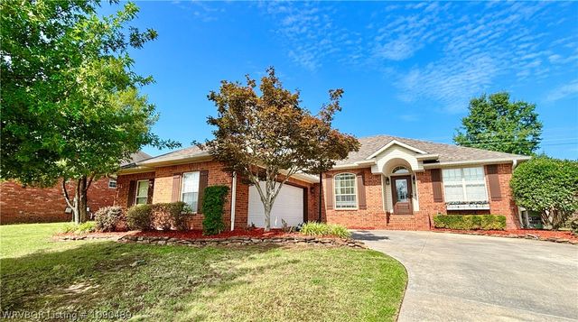 2131 Parkridge Drive, Van Buren, AR 72956
