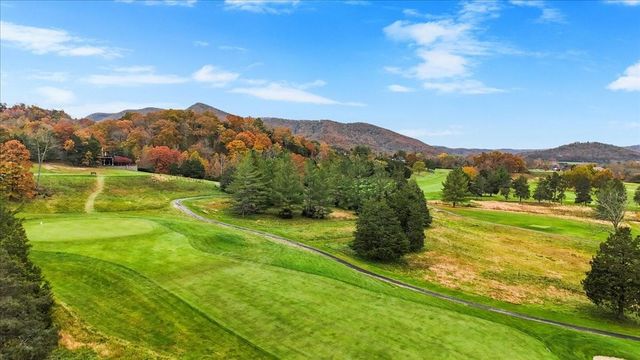 2115 Plank DR, Blacksburg, VA 24060