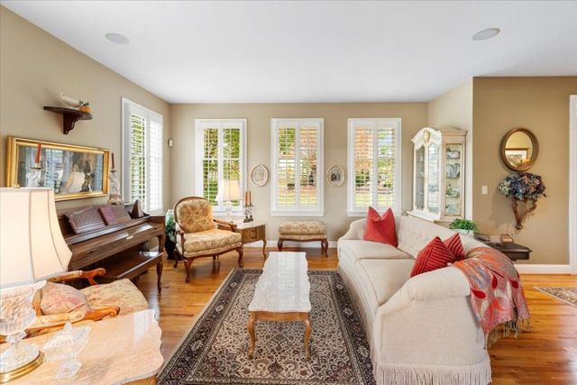 2115 Plank DR, Blacksburg, VA 24060