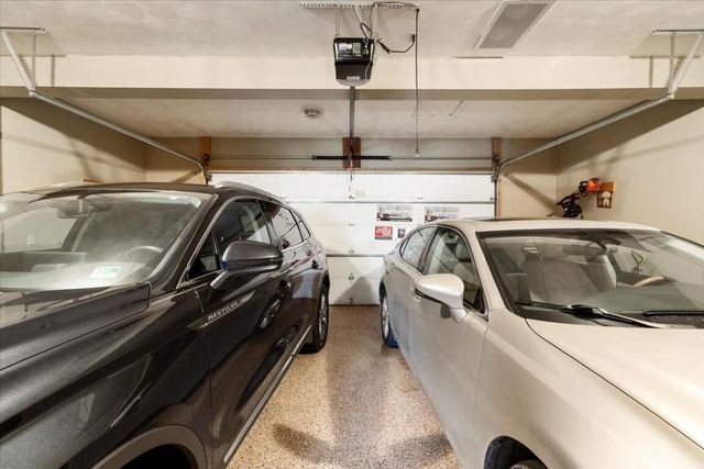 2115 Plank DR, Blacksburg, VA 24060