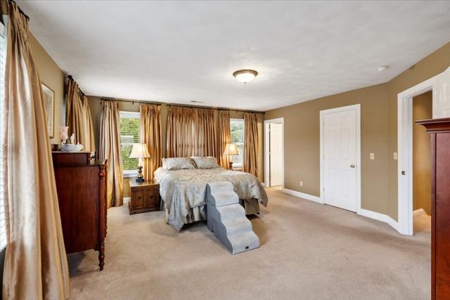 2115 Plank DR, Blacksburg, VA 24060