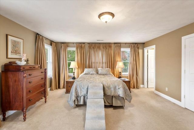 2115 Plank DR, Blacksburg, VA 24060