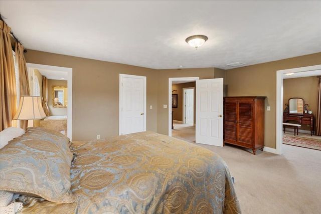 2115 Plank DR, Blacksburg, VA 24060