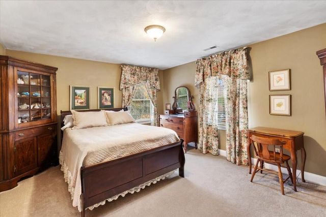 2115 Plank DR, Blacksburg, VA 24060