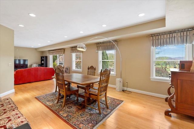 2115 Plank DR, Blacksburg, VA 24060