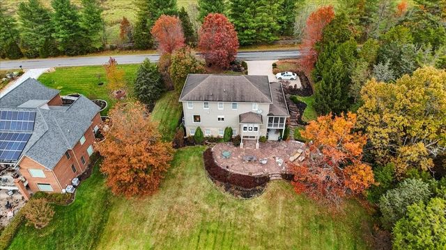 2115 Plank DR, Blacksburg, VA 24060