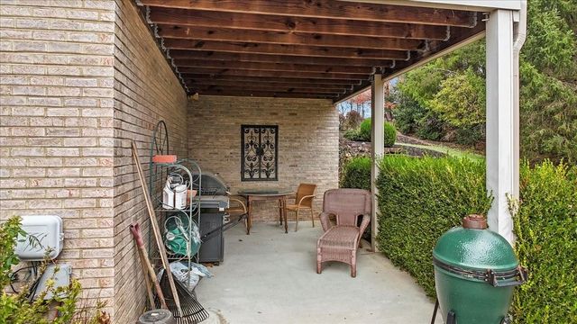 2115 Plank DR, Blacksburg, VA 24060