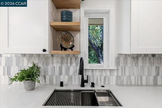 2933 Ptarmigan Dr 3, Walnut Creek, CA 94595