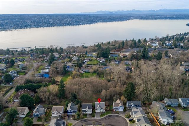2109 Kennewick Place NE, Renton, WA 98056