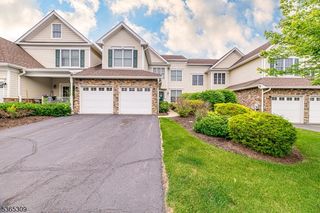 19 Briar Ct, Hardyston Twp., NJ 07419