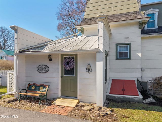 118 Shannon Avenue, Schoharie, NY 12157