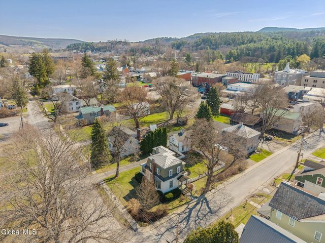 118 Shannon Avenue, Schoharie, NY 12157
