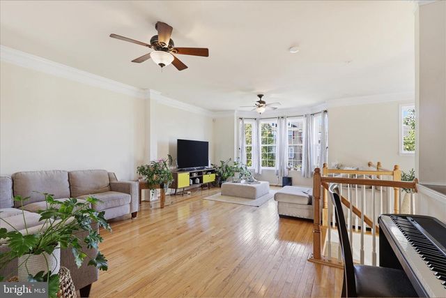 20925 HOUSEMAN TER, Ashburn, VA 20148