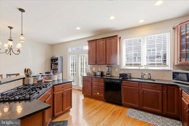 20925 HOUSEMAN TER, Ashburn, VA 20148