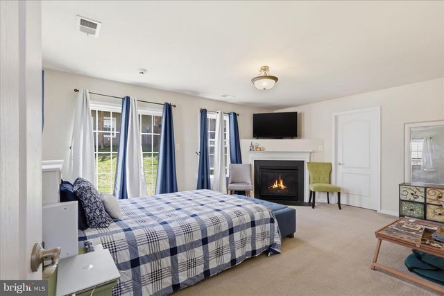 20925 HOUSEMAN TER, Ashburn, VA 20148