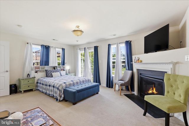 20925 HOUSEMAN TER, Ashburn, VA 20148