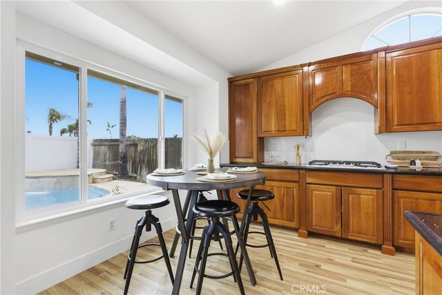 16513 Mountain, Lake Elsinore, CA 92530