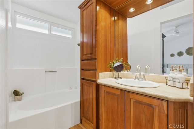 16513 Mountain, Lake Elsinore, CA 92530