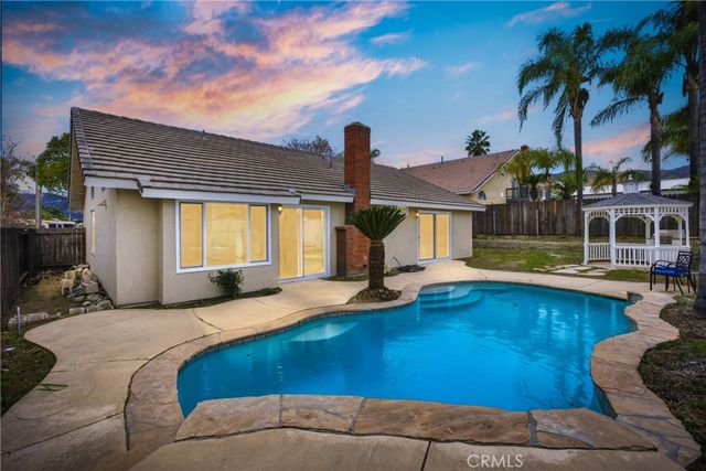 16513 Mountain, Lake Elsinore, CA 92530