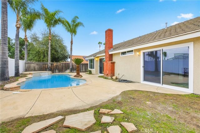 16513 Mountain, Lake Elsinore, CA 92530