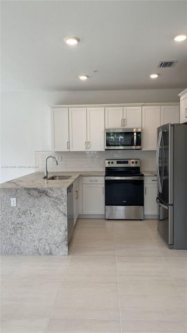 125 SW 171st Way 125, Pembroke Pines, FL 33027