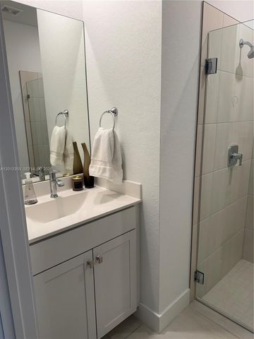 125 SW 171st Way 125, Pembroke Pines, FL 33027