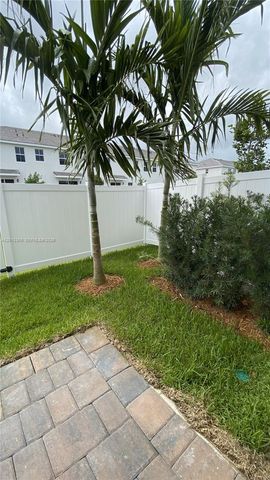 125 SW 171st Way 125, Pembroke Pines, FL 33027