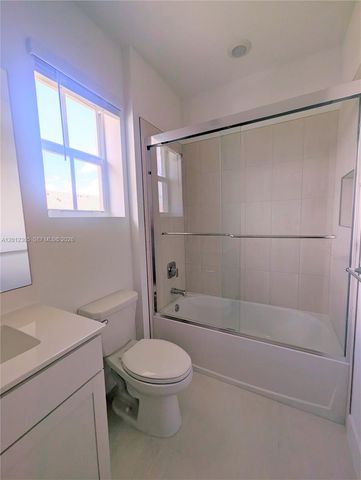 125 SW 171st Way 125, Pembroke Pines, FL 33027