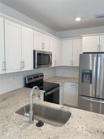 125 SW 171st Way 125, Pembroke Pines, FL 33027