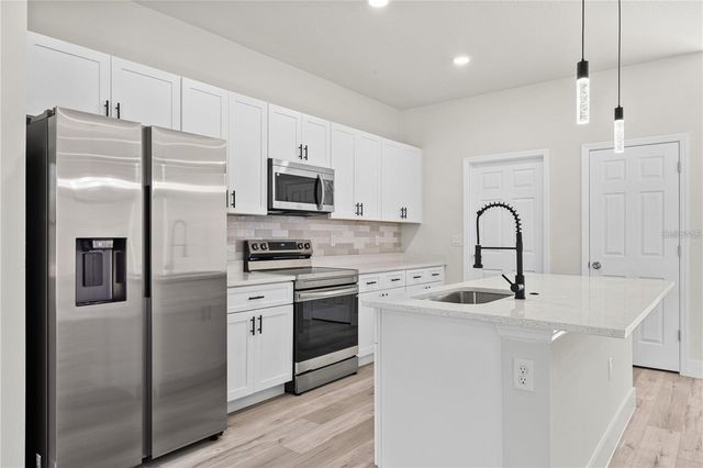 16753 SW 29TH TERRACE, Ocala, FL 34473