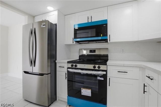 3704 Broadway 205, Fort Myers, FL 33901