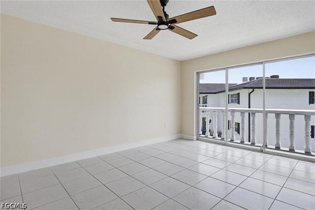 3704 Broadway 205, Fort Myers, FL 33901