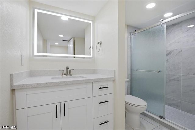 3704 Broadway 205, Fort Myers, FL 33901