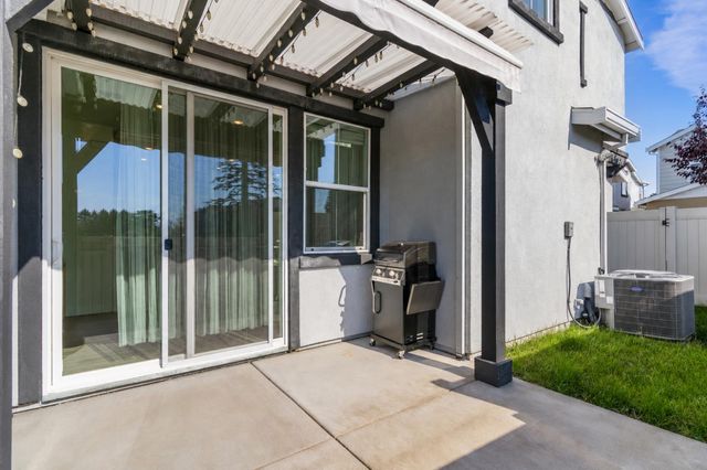 7938 Pitcher St, Citrus Heights, CA 95610