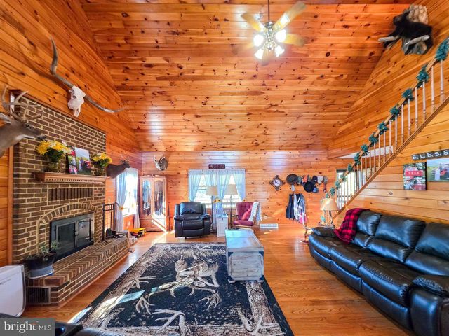 14637 BAIN RD, Hancock, MD 21750