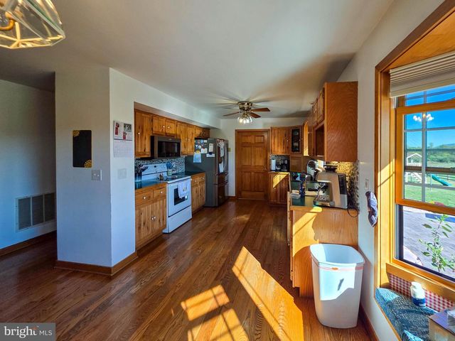 14637 BAIN RD, Hancock, MD 21750