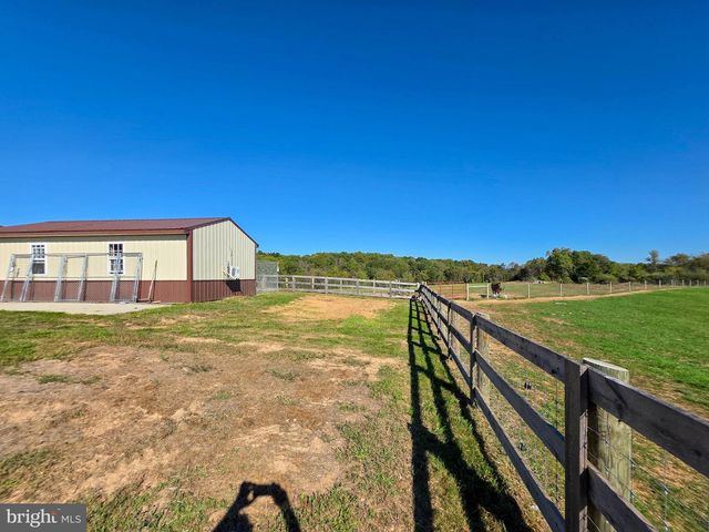 14637 BAIN RD, Hancock, MD 21750