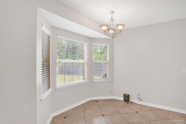 128 Gunwale Rd, Pensacola, FL 32507