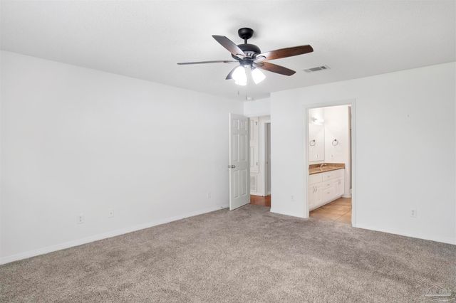 128 Gunwale Rd, Pensacola, FL 32507