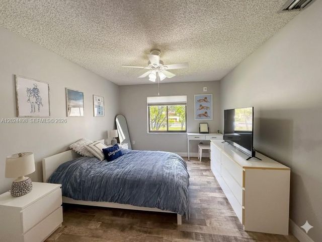 8911 SW 123rd Court 203, Miami, FL 33186