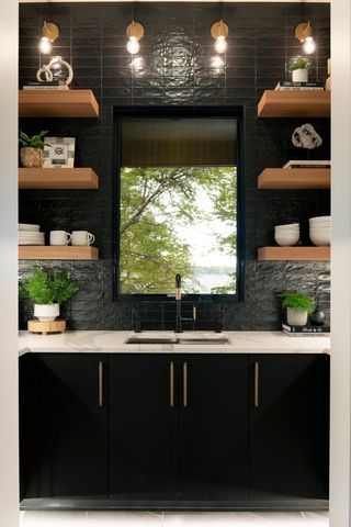 5283 Frost Point Circle SE, Prior Lake, MN 55372