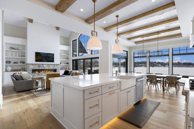 5283 Frost Point Circle SE, Prior Lake, MN 55372