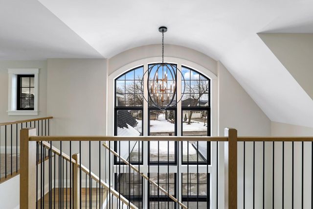 5283 Frost Point Circle SE, Prior Lake, MN 55372