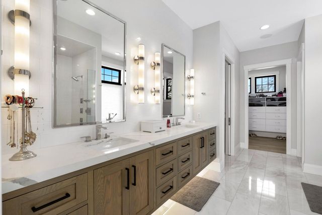 5283 Frost Point Circle SE, Prior Lake, MN 55372